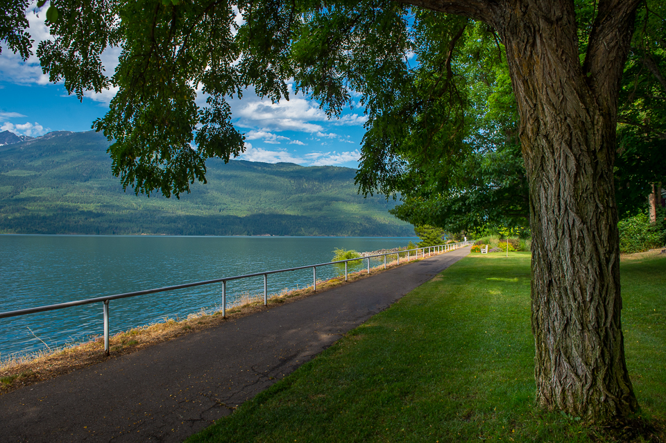 Shore front in Nakusp | Photo: John Evely | Things to do in Nakusp, BC